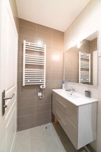 Appartement Oasis Proche De Lyon Groupama Lcdl Meyzieu Exterior foto